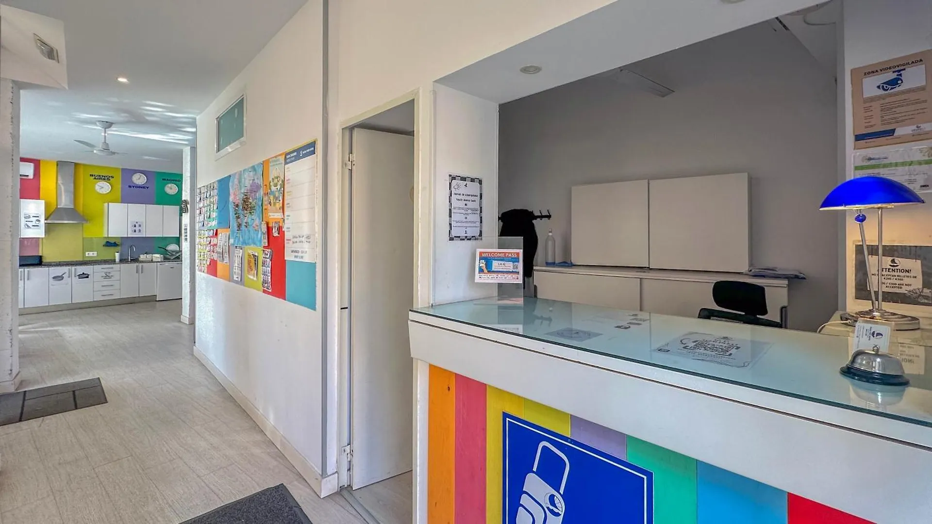 Palma Port Hostel - Albergue Juvenil 0*,  Espagne